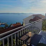 Natasahvar